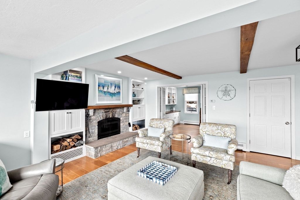 Fireplace, Interior, Living room, Recessed Lighting, Wooden Beams, Wood Texture Flooring