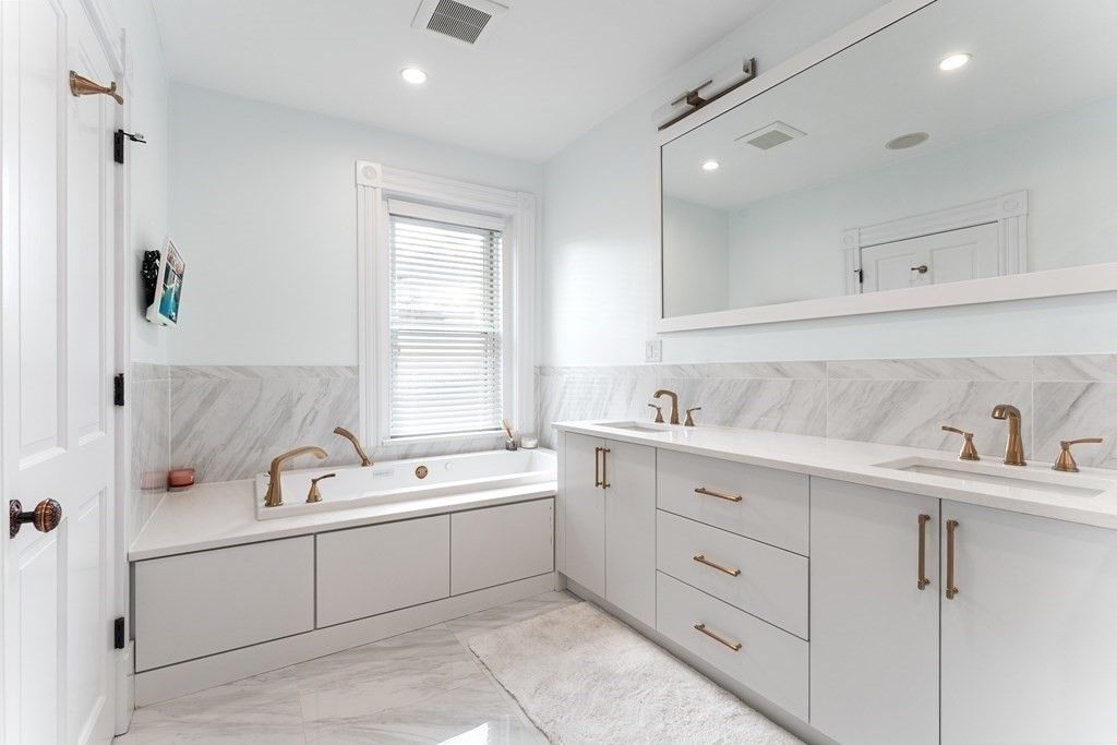 Bathroom, Dual Sink Vanities, Interior, Marble, Recessed Lighting