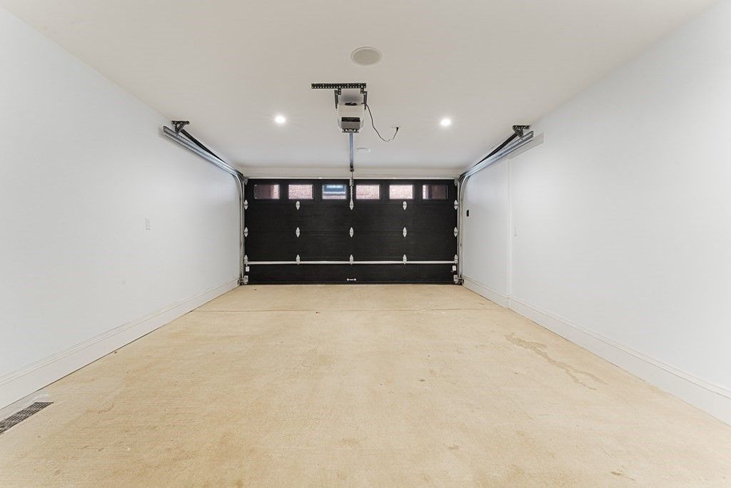 Garage, Interior, Recessed Lighting
