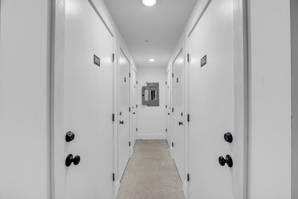 Interior, Recessed Lighting