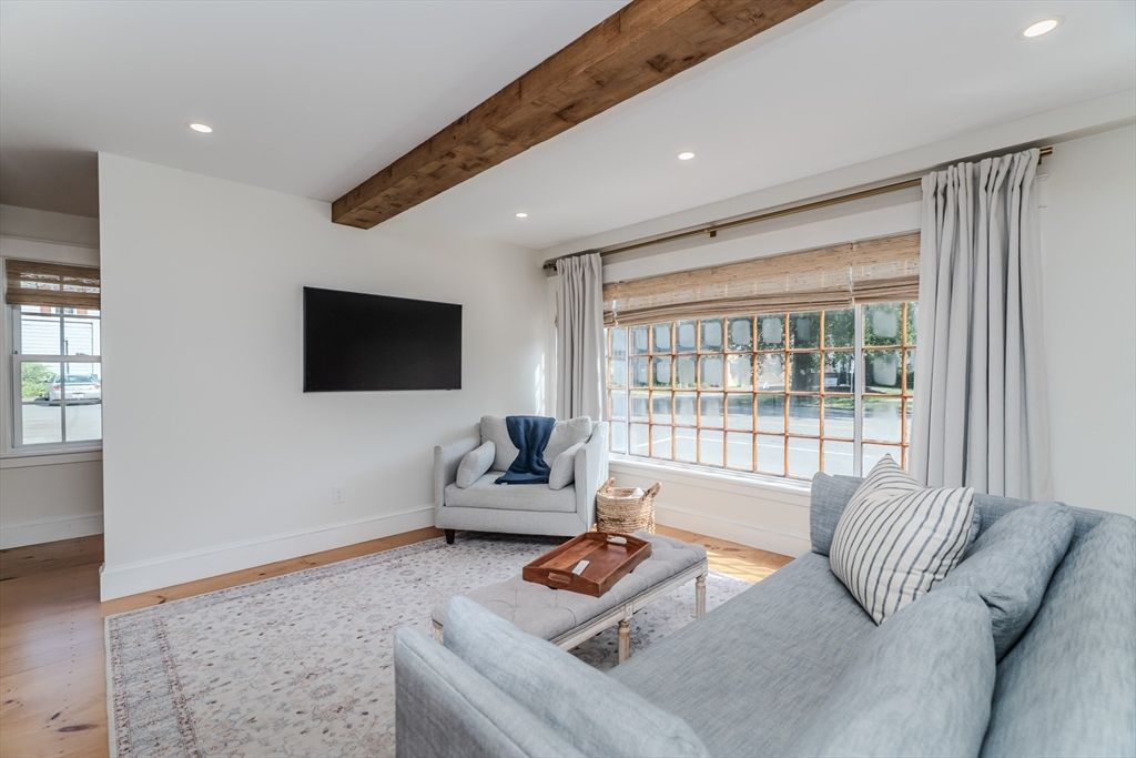 Interior, Living room, Recessed Lighting, Water, Wooden Beams, Wood Texture Flooring