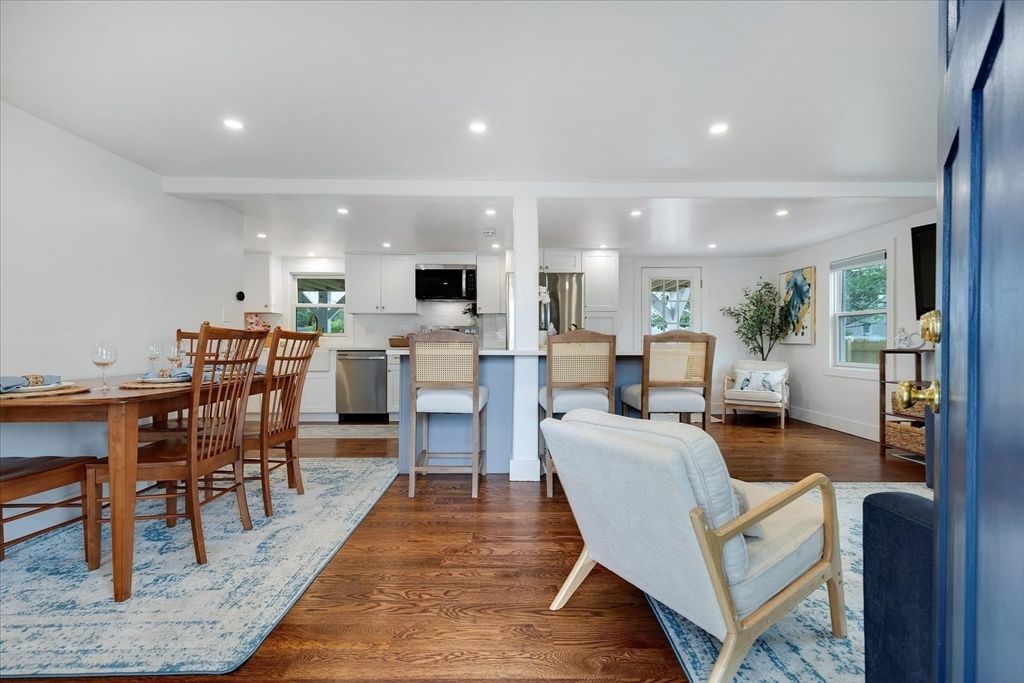 Dining room, Interior, Kitchen, Recessed Lighting, Stainless Steel Appliances, Wood Texture Flooring