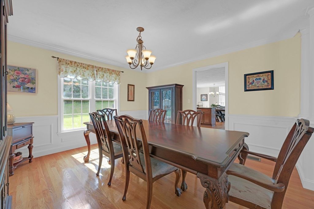 Chandelier, Dining room, Interior, Wood Texture Flooring