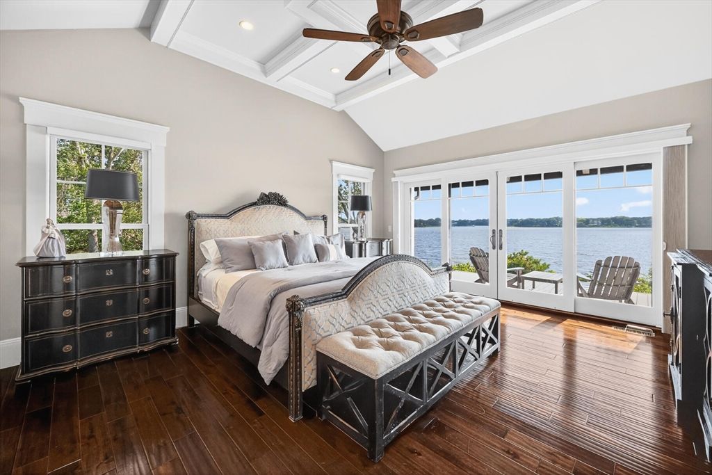 Bedroom, Interior, Recessed Lighting, Water, Wood Texture Flooring