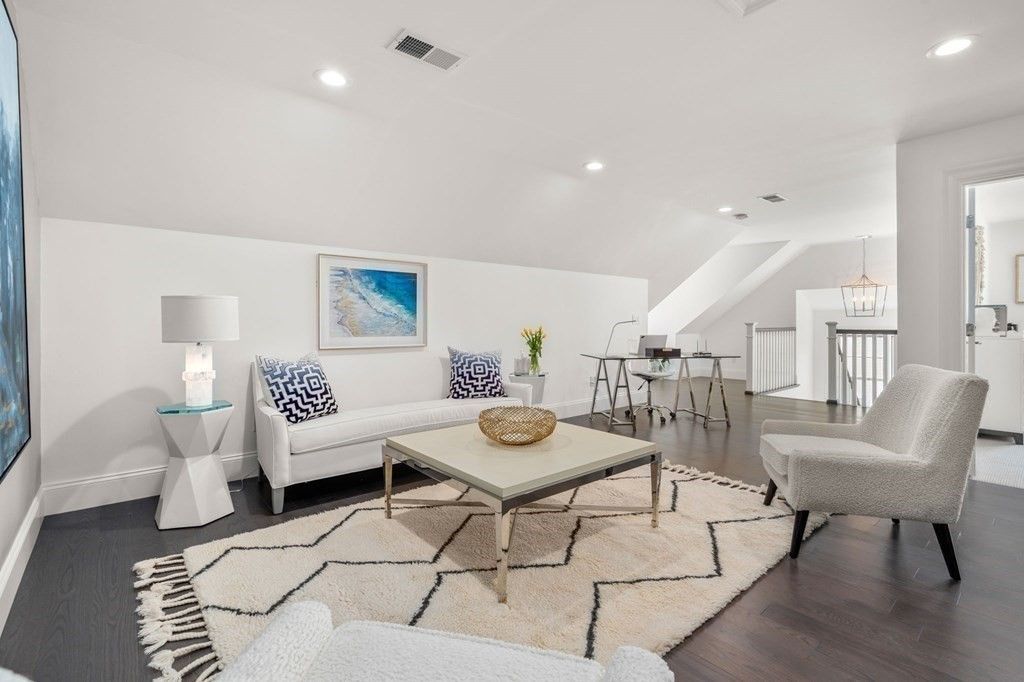 Interior, Living room, Pendant Lights, Recessed Lighting, Wood Texture Flooring