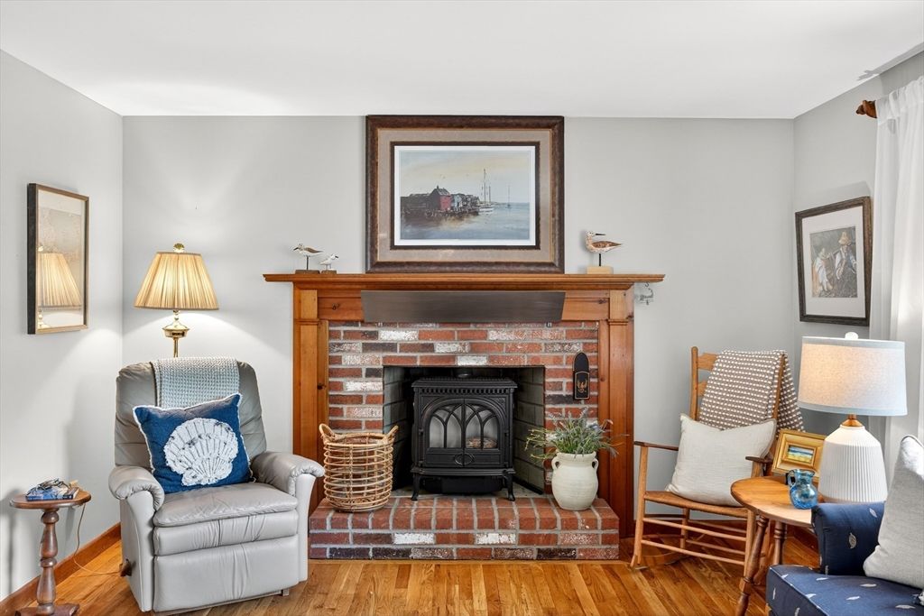 Fireplace, Interior, Wood Texture Flooring