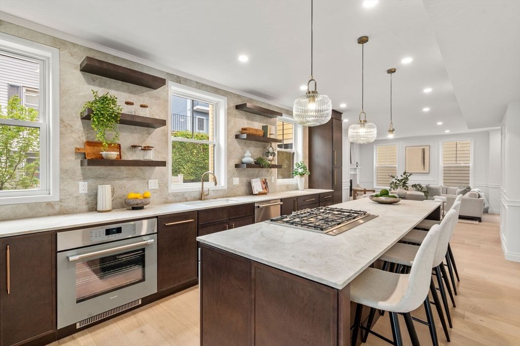Dining room, Interior, Kitchen, Living room, Pendant Lights, Recessed Lighting, Stainless Steel Appliances, Wood Texture Flooring