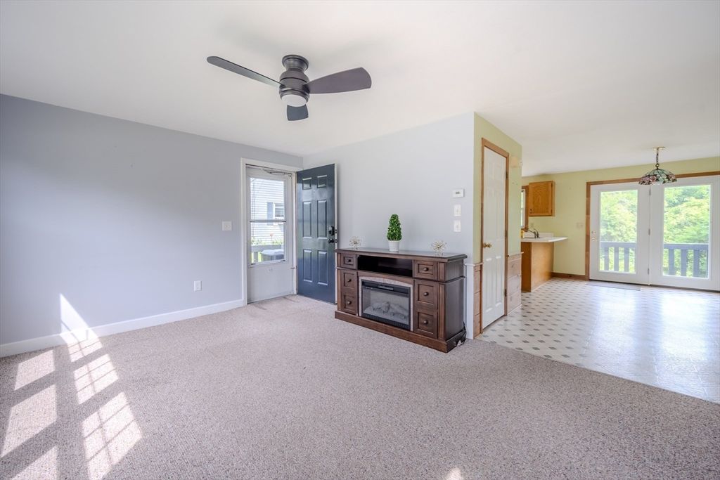 Bathroom, Empty room, Interior