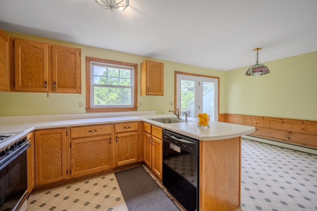 Interior, Kitchen, Pendant Lights
