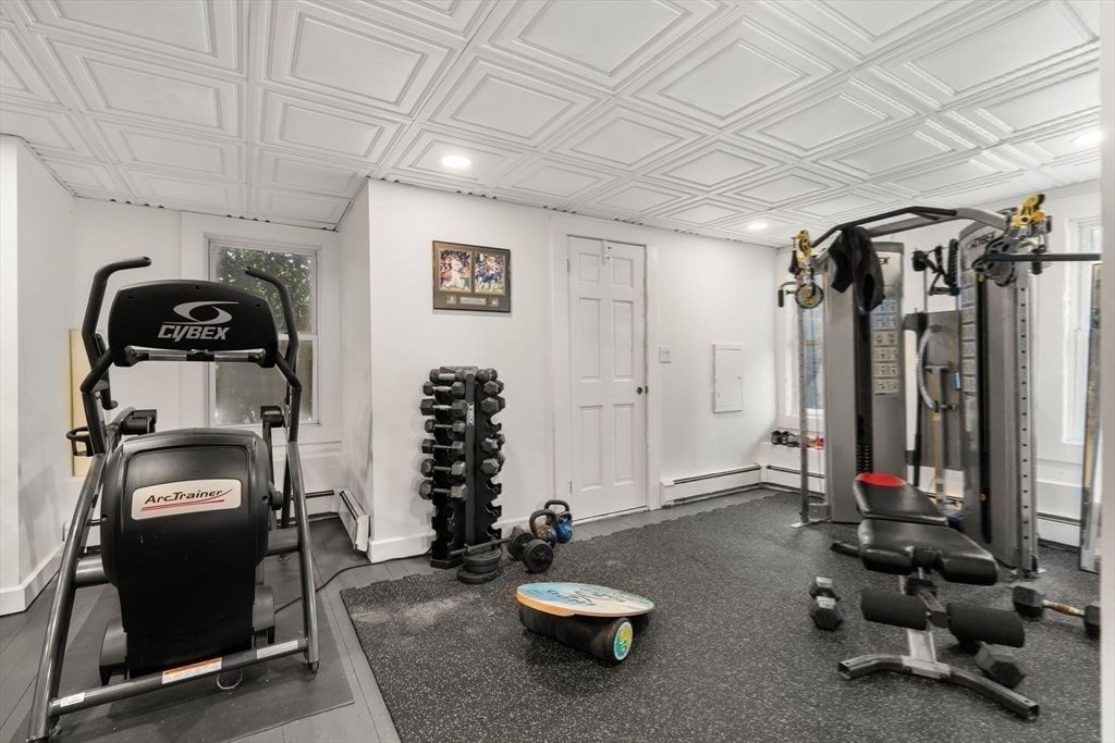 Fitness Equipment, Interior, Recessed Lighting