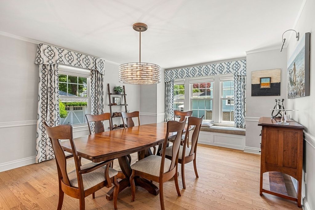 Dining room, Interior, Pendant Lights, Wood Texture Flooring