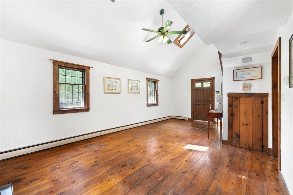 Empty room, Interior, Wood Texture Flooring