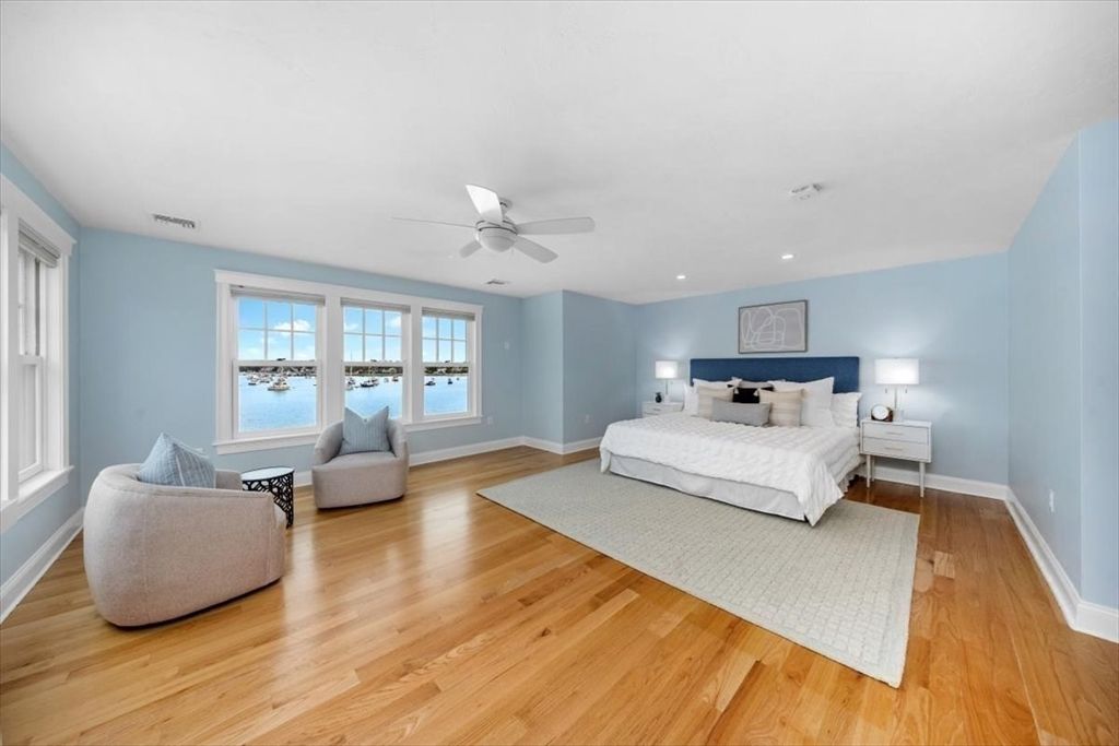 Bedroom, Interior, Recessed Lighting, Water, Wood Texture Flooring