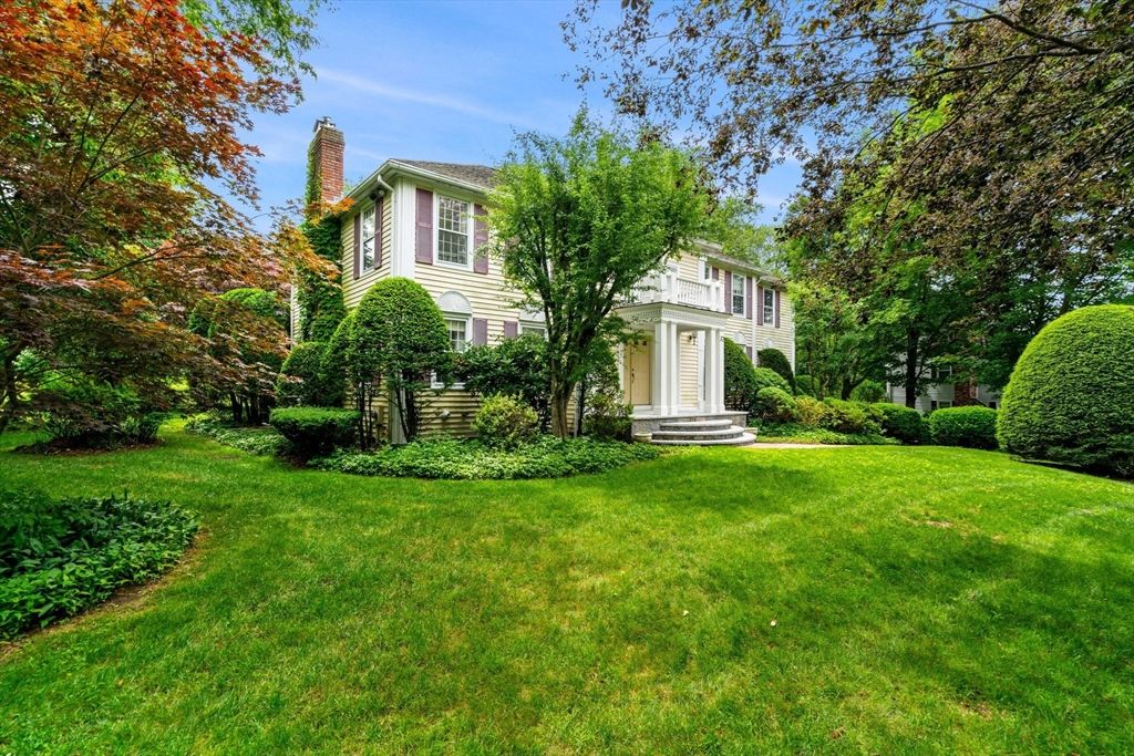 Backyard, Exterior, Facade, Georgian