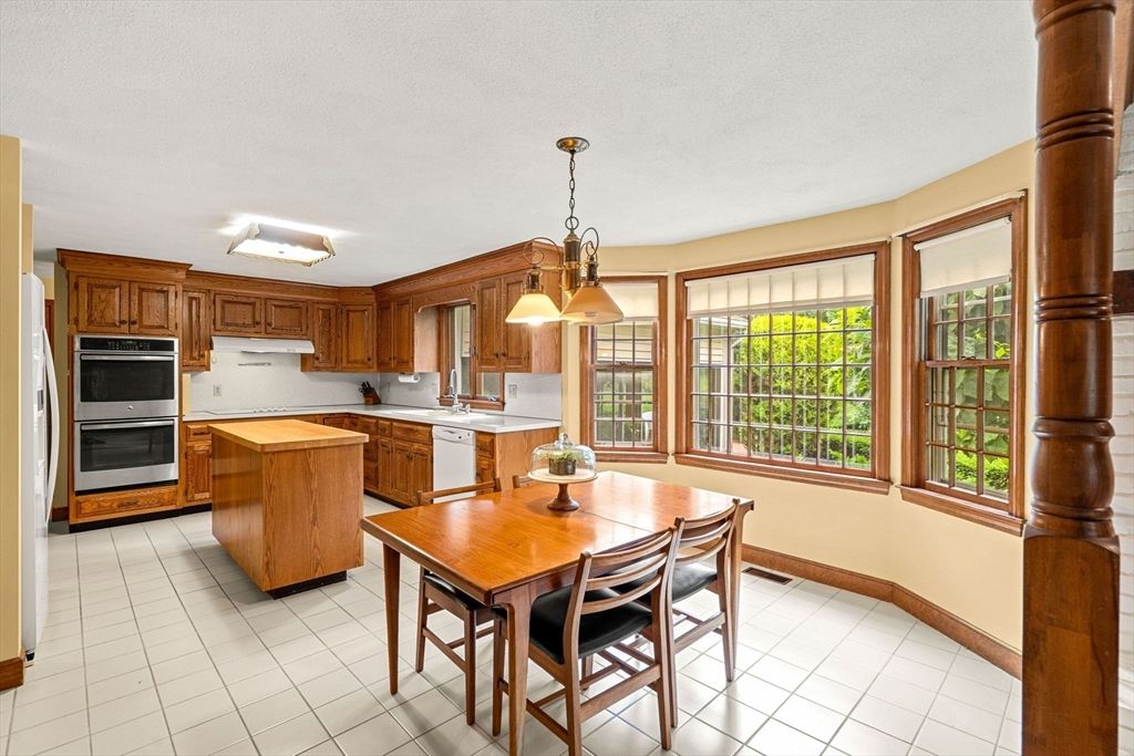 Dining room, Interior, Kitchen, Pendant Lights