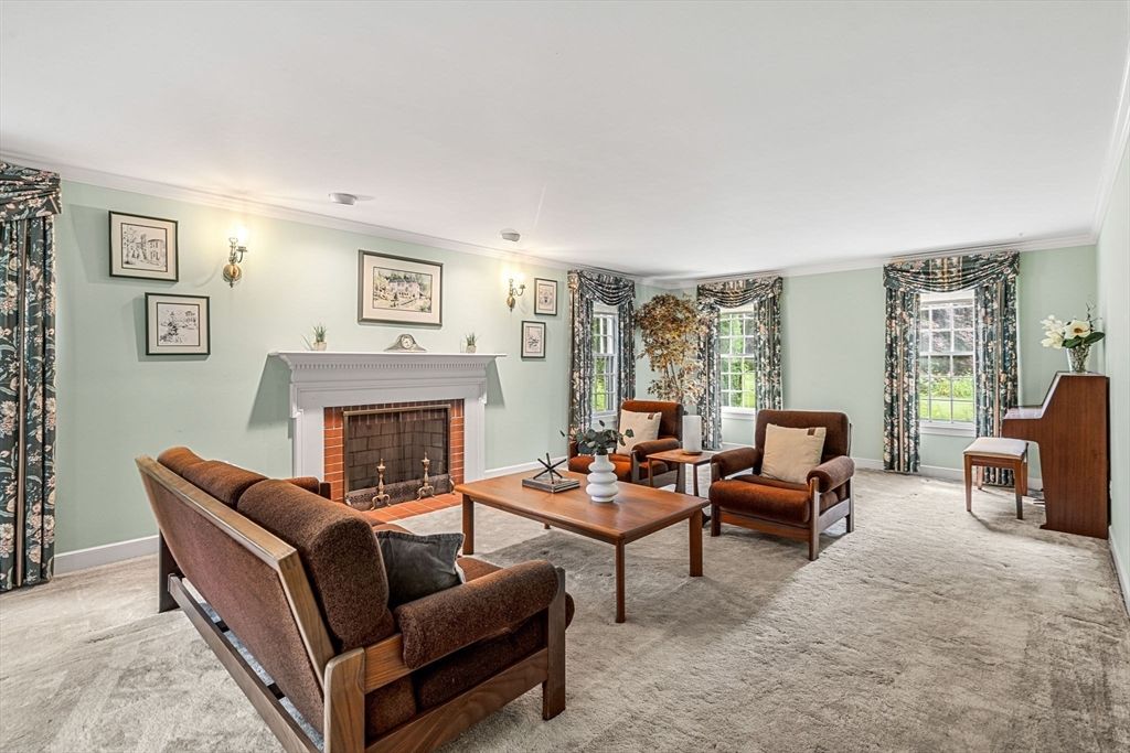 Fireplace, Interior, Living room