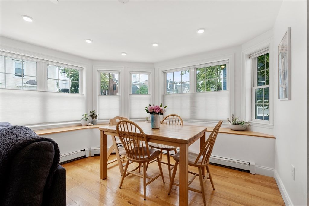 Dining room, Interior, Recessed Lighting, Wood Texture Flooring