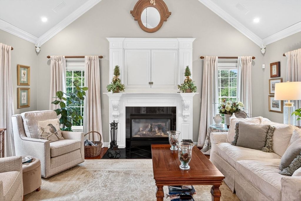 Fireplace, Interior, Living room, Recessed Lighting