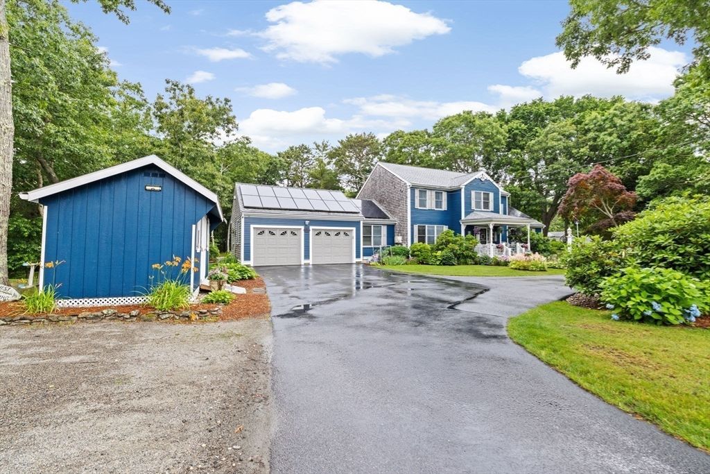 Attached, Exterior, Facade, Solar Panels, Cape Cod