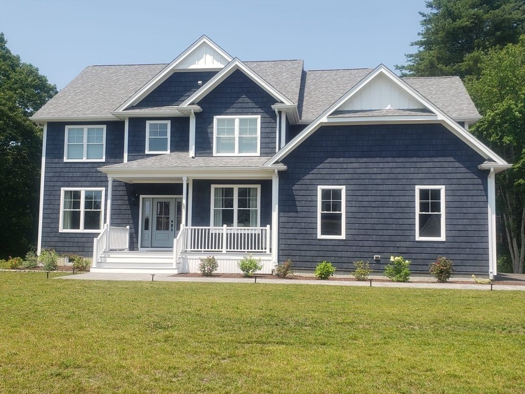 Exterior, Facade, American Craftsman