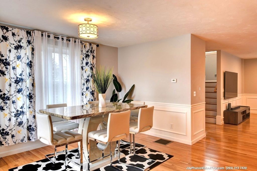 Dining room, Interior, Wood Texture Flooring