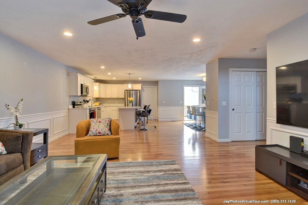Interior, Kitchen, Pendant Lights, Recessed Lighting, Wood Texture Flooring