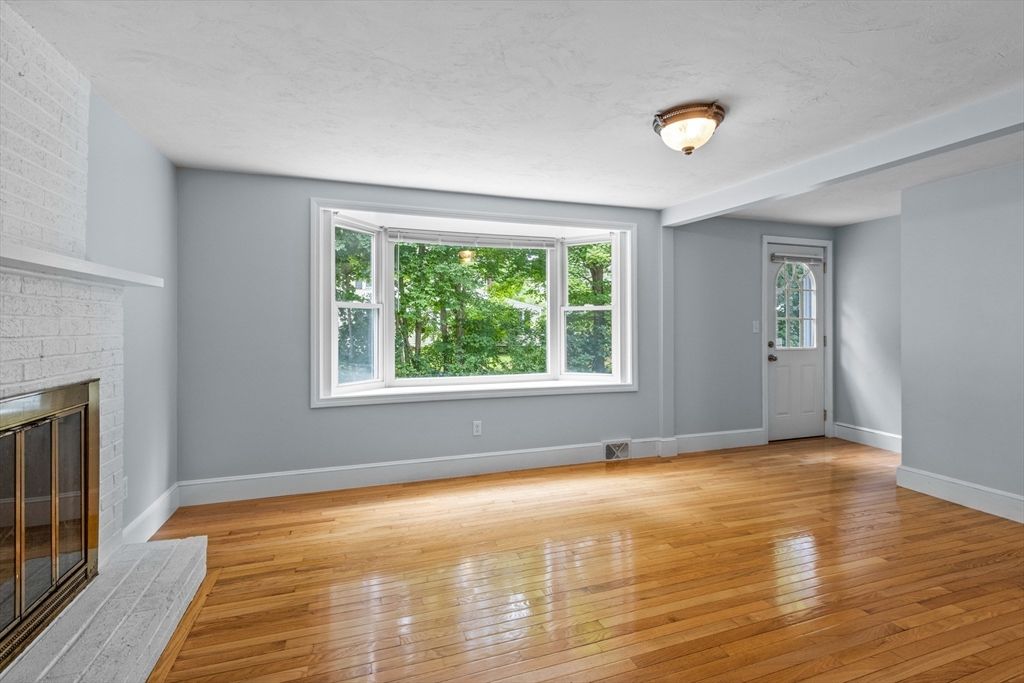 Empty room, Fireplace, Interior, Wood Texture Flooring