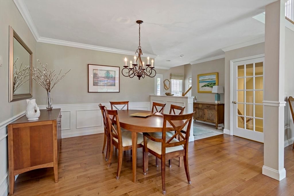 Chandelier, Dining room, Interior, Wood Texture Flooring
