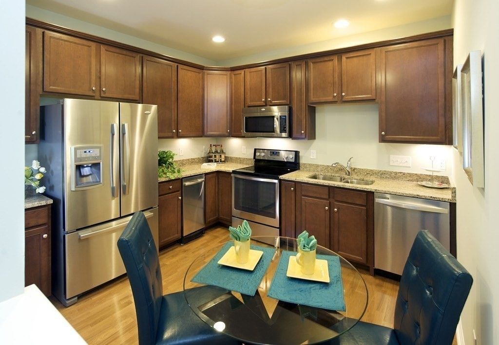 Dining room, Interior, Kitchen, Recessed Lighting, Stainless Steel Appliances, Wood Texture Flooring