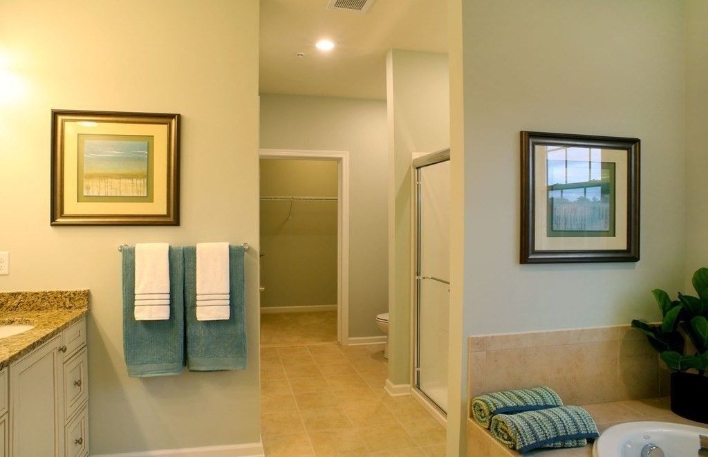 Bathroom, Interior, Recessed Lighting