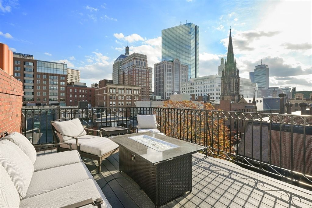 Exterior, Other, Skyline