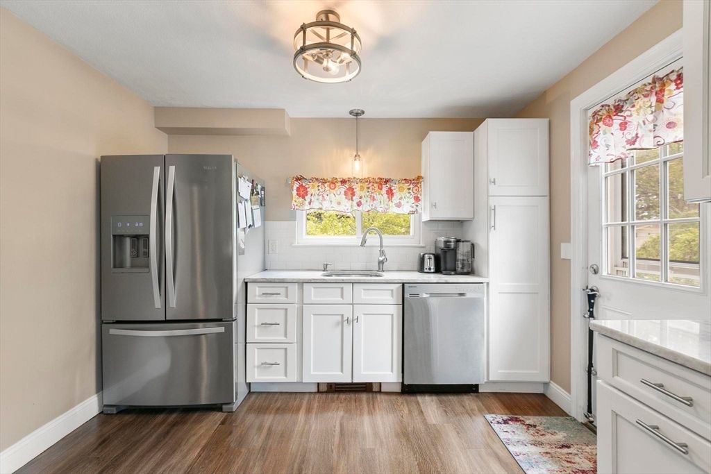 Interior, Kitchen, Pendant Lights, Stainless Steel Appliances, Wood Texture Flooring