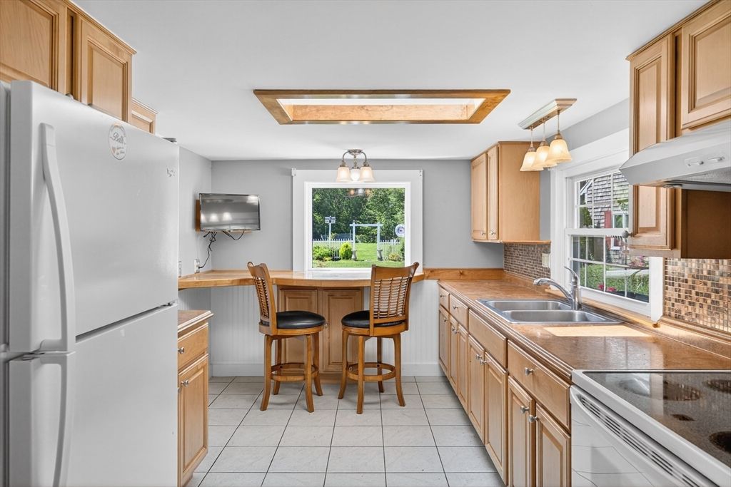 Interior, Kitchen, Pendant Lights