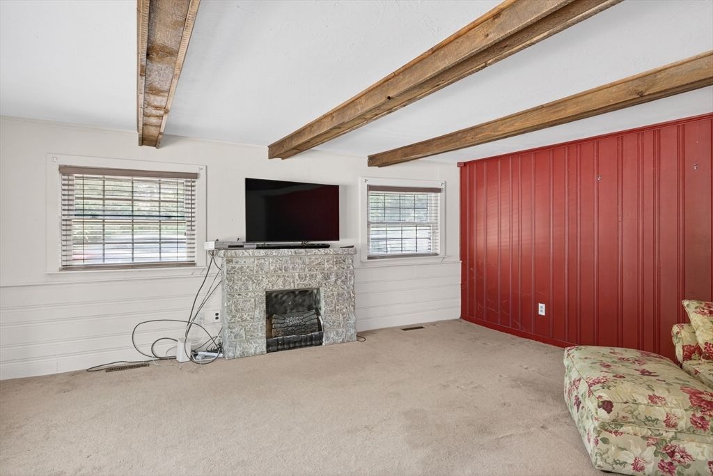 Empty room, Fireplace, Interior, Wooden Beams