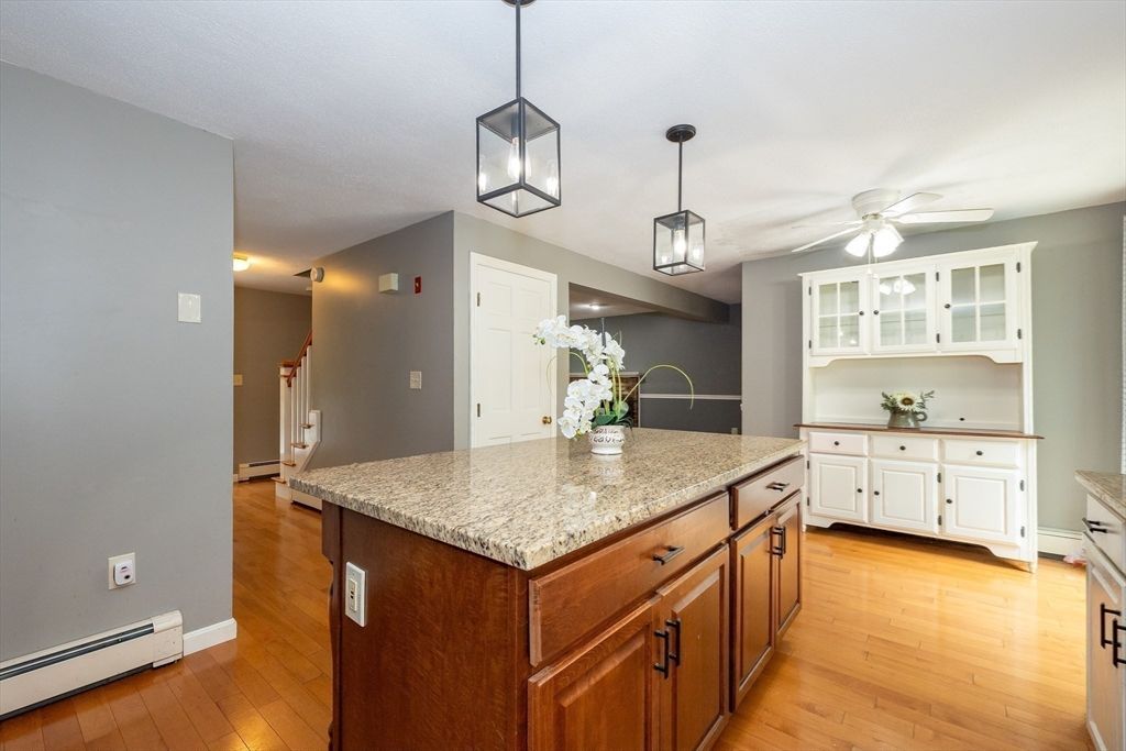 Interior, Kitchen, Pendant Lights, Wood Texture Flooring