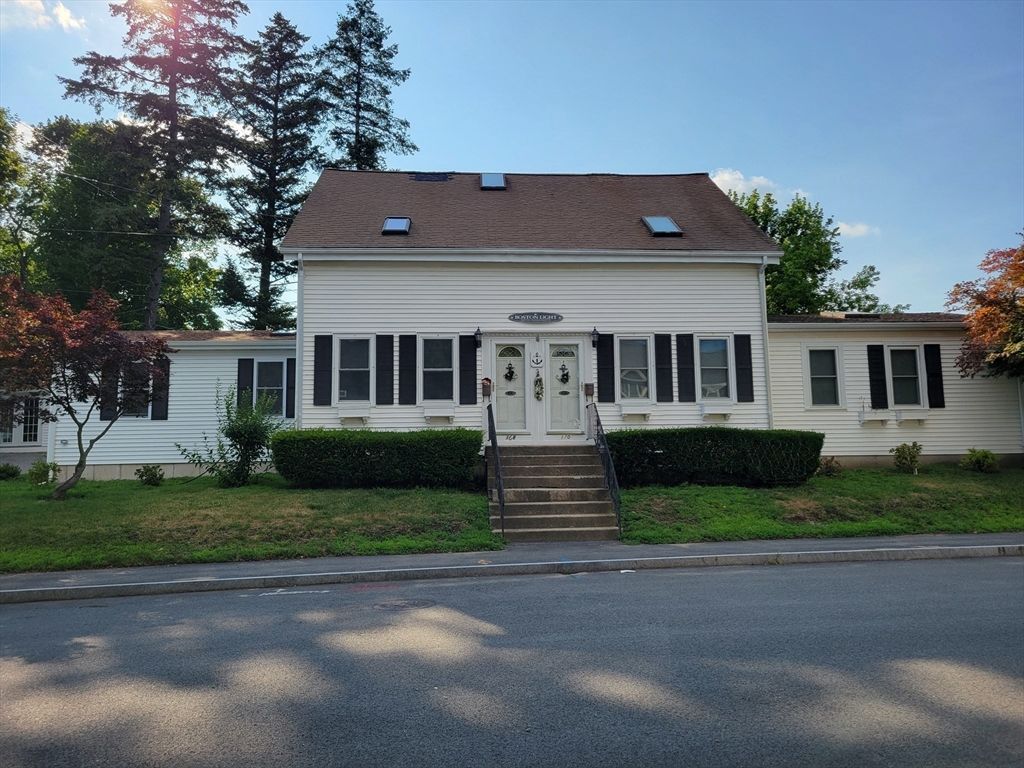 Exterior, Facade, Cape Cod