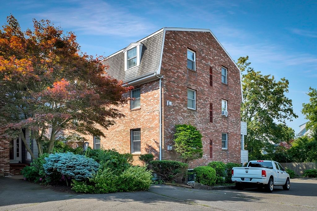 Exterior, Facade, Brick Facade, Condo Building