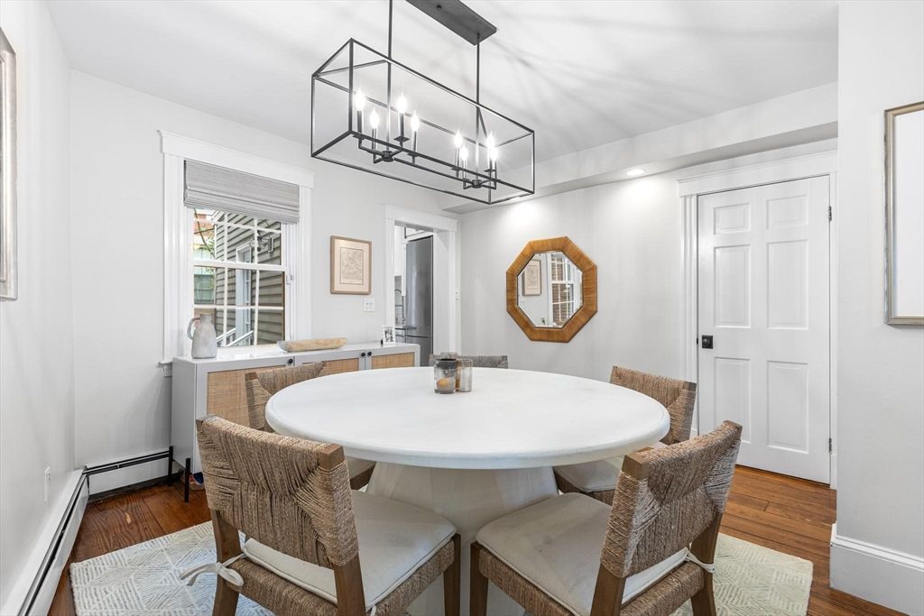 Chandelier, Dining room, Interior, Recessed Lighting, Wood Texture Flooring