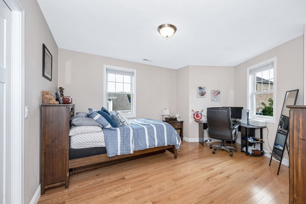 Bedroom, Home Office, Interior, Wood Texture Flooring