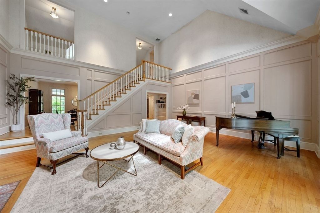 Interior, Living room, Piano, Recessed Lighting, Wood Texture Flooring