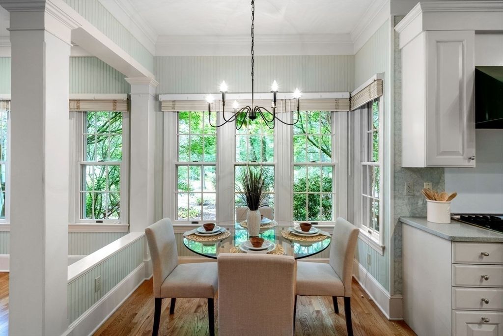 Chandelier, Dining room, Interior, Wood Texture Flooring