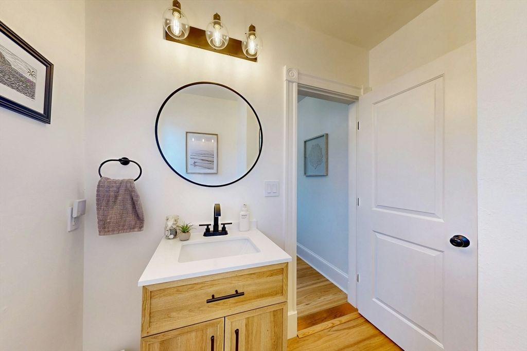 Bathroom, Dual Sink Vanities, Interior, Wood Texture Flooring