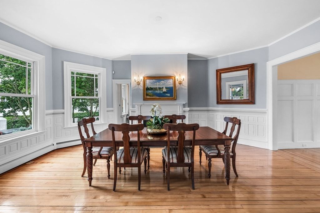 Dining room, Interior, Wood Texture Flooring