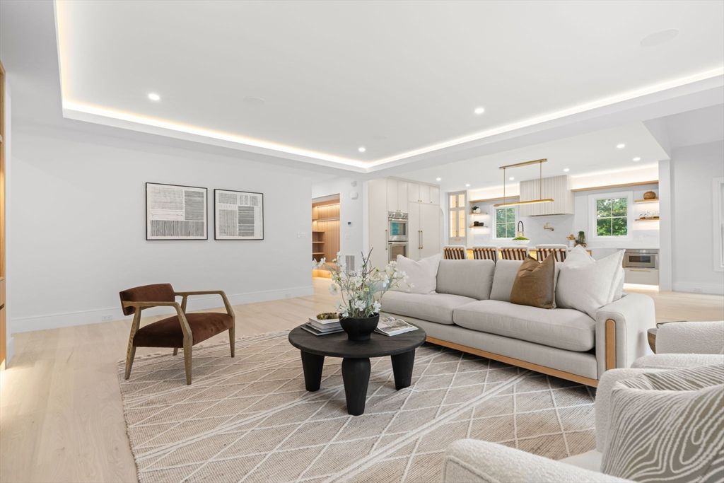 Dining room, Interior, Kitchen, Living room, Pendant Lights, Recessed Lighting, Stainless Steel Appliances, Wood Texture Flooring