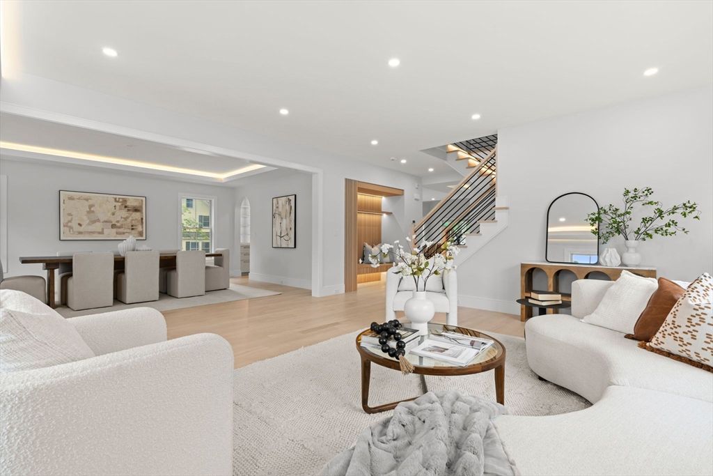 Dining room, Interior, Living room, Recessed Lighting, Wood Texture Flooring