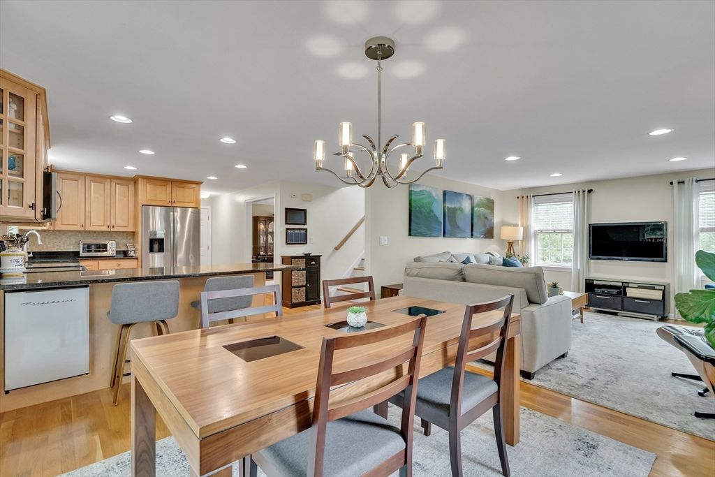 Chandelier, Dining room, Interior, Kitchen, Living room, Recessed Lighting, Stainless Steel Appliances, Wood Texture Flooring