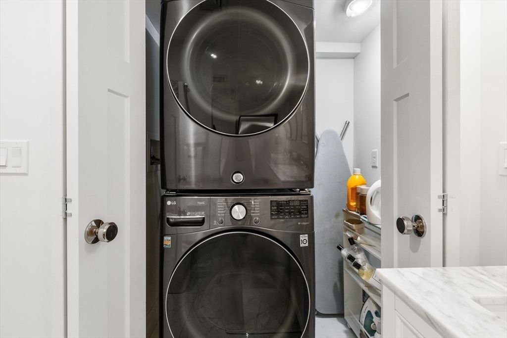 Interior, Utility Closets, Washer