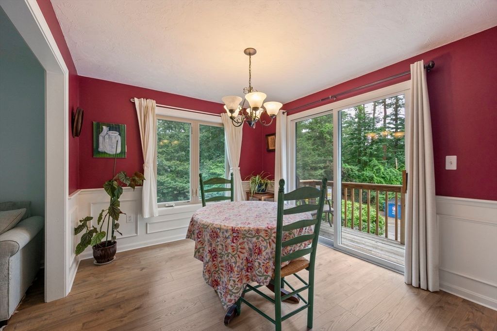 Chandelier, Dining room, Interior, Wood Texture Flooring