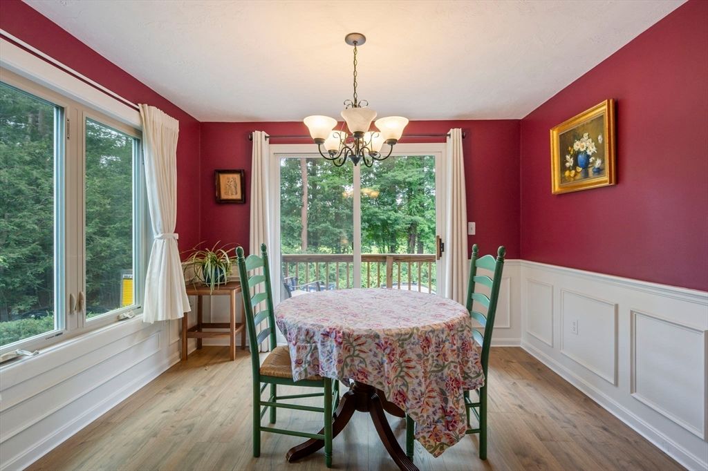 Chandelier, Dining room, Interior, Wood Texture Flooring