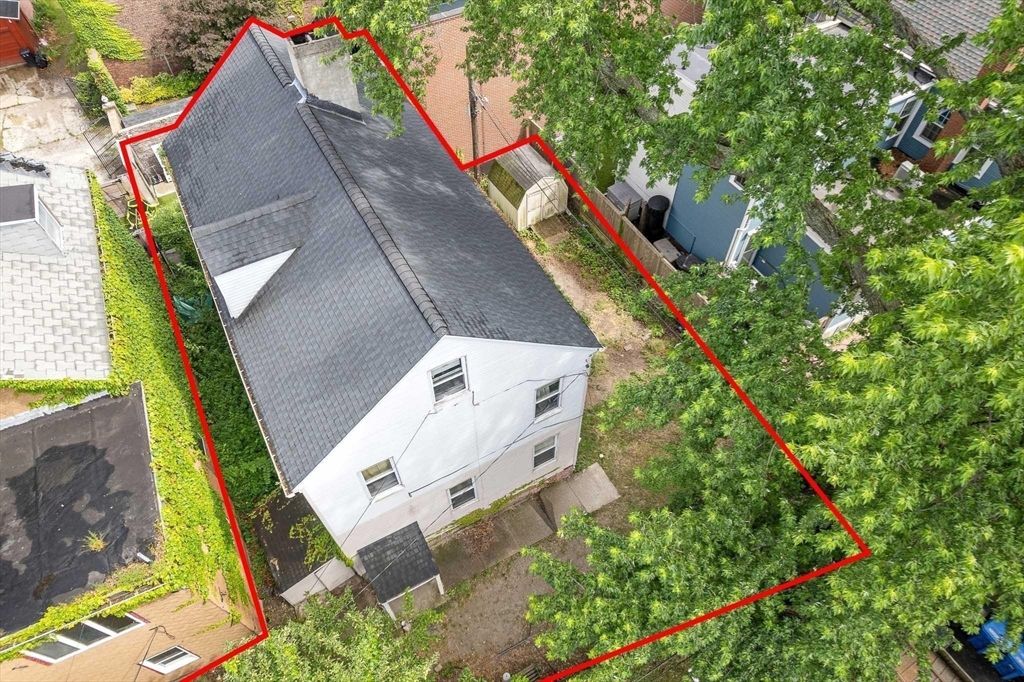 Exterior, Drone
